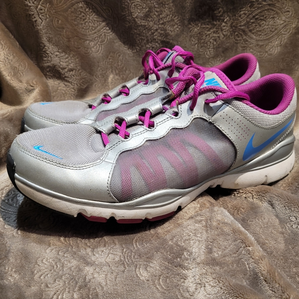 NIKE Gray/Purple/Blue Flex T2s WOMEN'S SIZE 11 -- 🔥🔥excellent condition🔥🔥